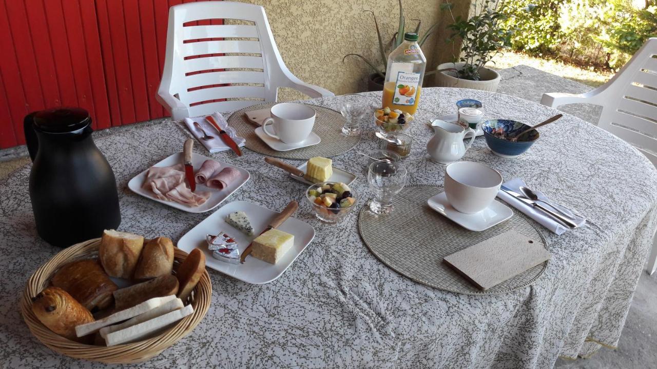 לינה וארוחת בוקר Langlade La Demeure D'Helice מראה חיצוני תמונה